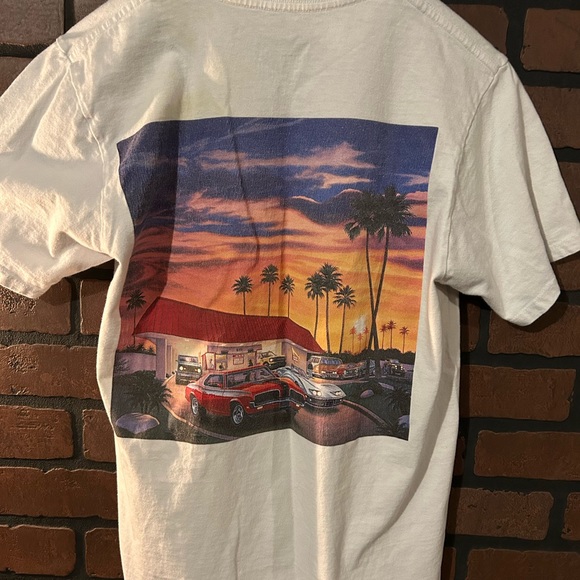 In ‘n Out shirt - Picture 2 of 4